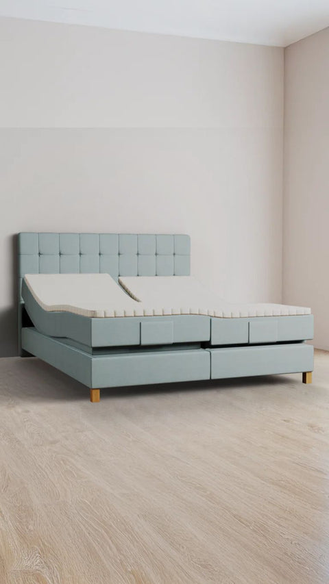 Light blue double boxspring bed 180x210 cm